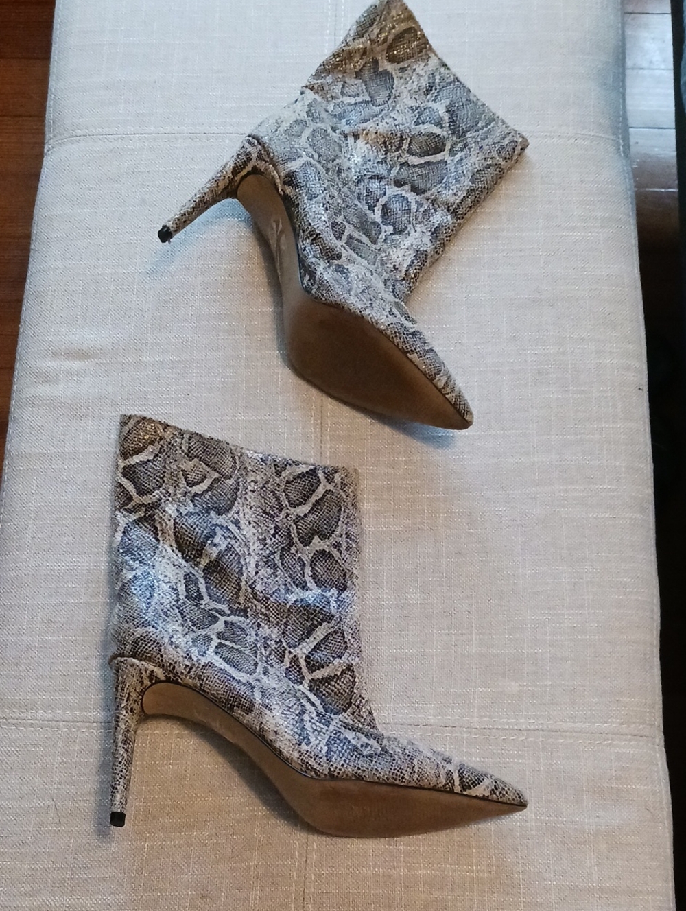 Snake-Print Pointed Toe Ankle Boots